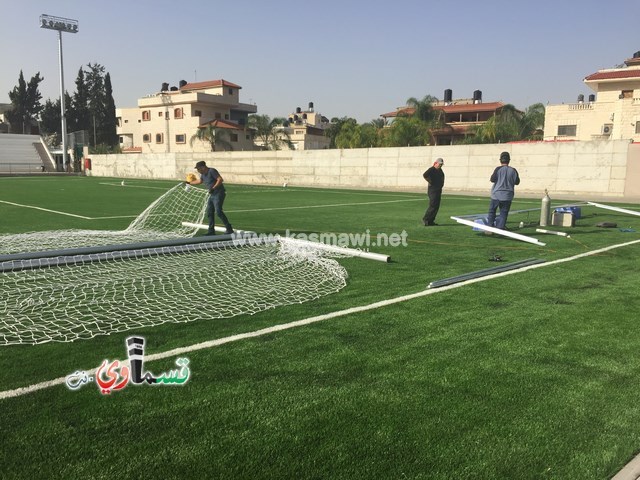     فيديو: تركيب الشباك والبوابات في الملعب الشرقي ورمزي بدير يصرح  مجتمعنا يعشق النقد الاعمى ولا ينظرون الى الانجاز كإنجاز ...  